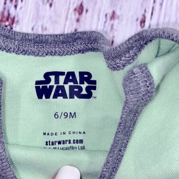 Star Wars onesie Mandalorian Grogu Baby Yoda 6-9 months - Picture 2 of 3